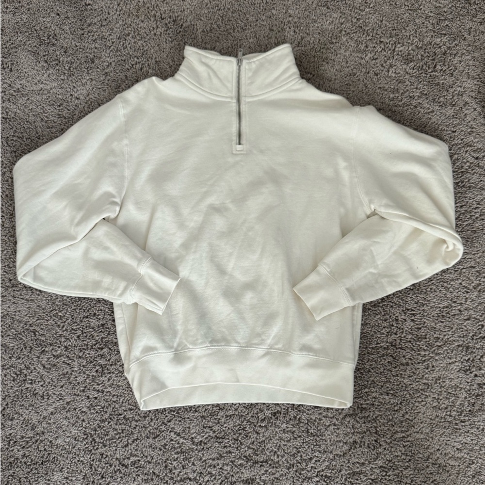Brandy Melville Missy Quarter Zip Sweatshirt